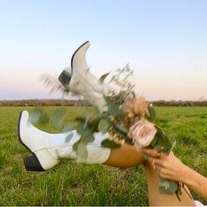 Meet your Posher, Willow